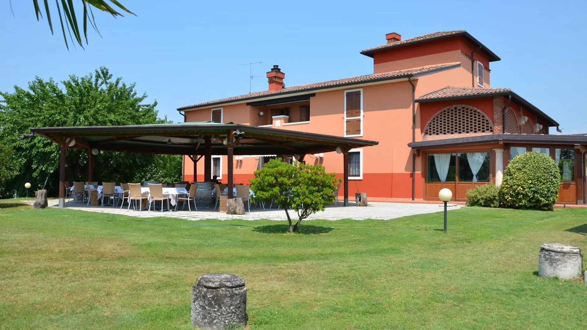 Locanda Bella Italia Bed & Breakfast Castelnuovo del Garda Inn